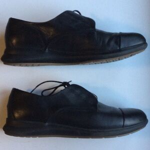 Elegant Black Leather Loafers for Women